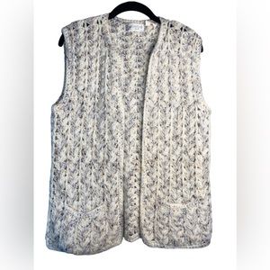 Vintage Knit Vest Woman’s Tan Grey Winter Acyrlic Barbra Sue Fashion 70s Loose